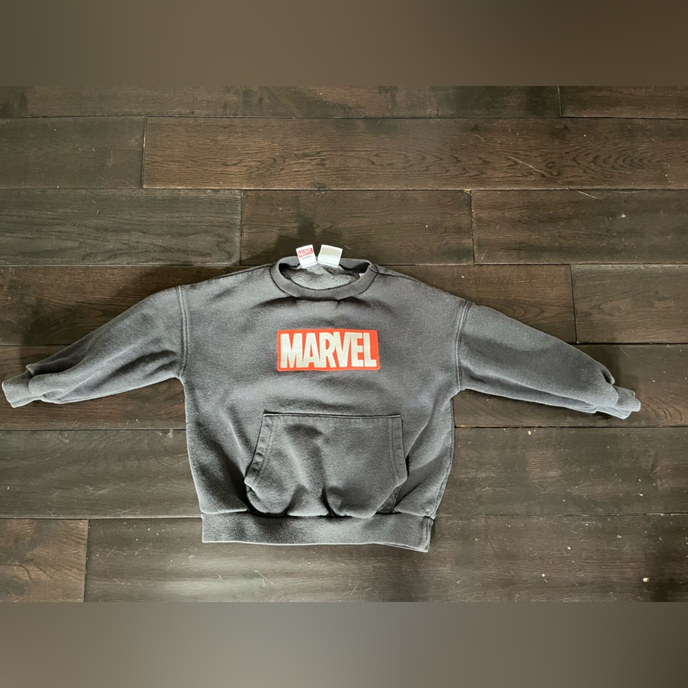 Zara Marvel Avengers sweatshirt